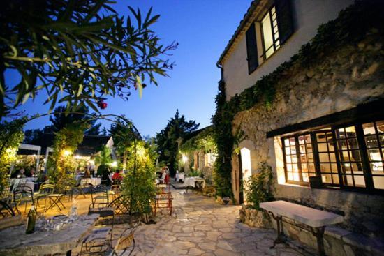 Hotel-restaurant Le Moulin De La Camandoule Hotel 3*